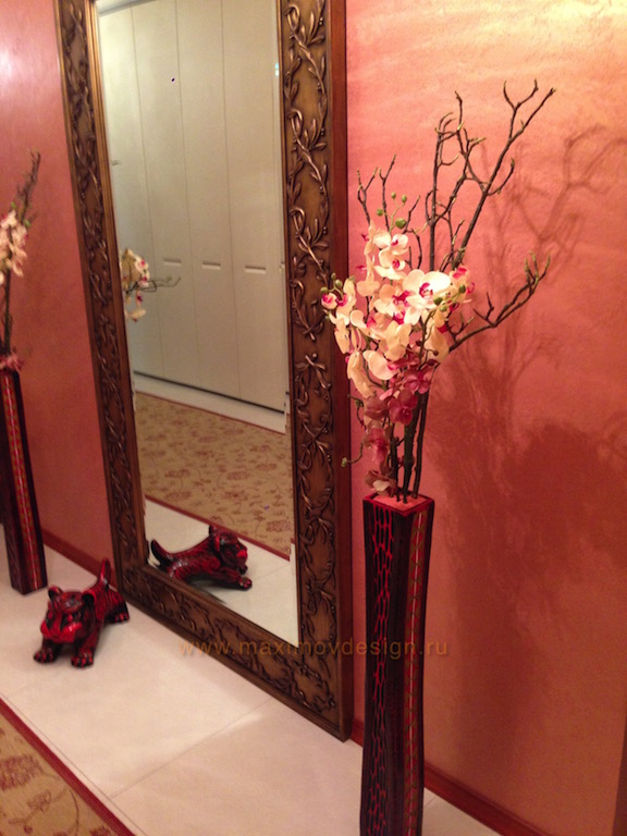 Композиция из искусственных орхидей 